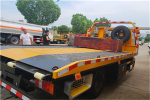 尚义附近拖车电话号码服务